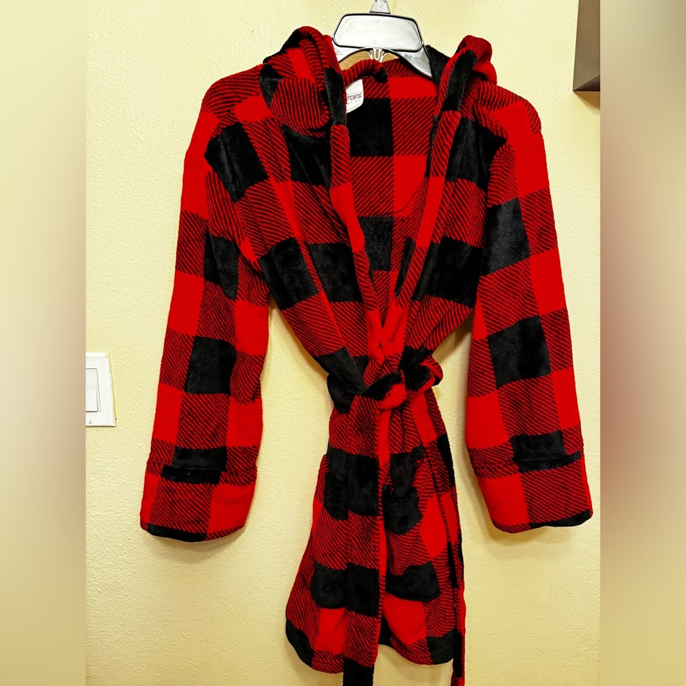 Victoria's Secret Red and Black Plaid Robe